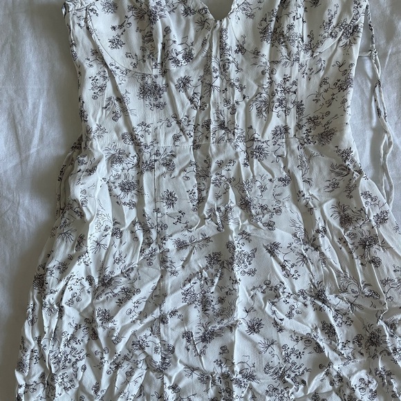Aritzia Wilfred Fable Dress - Picture 4 of 6